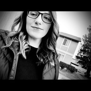 Meet your Posher, Aryn